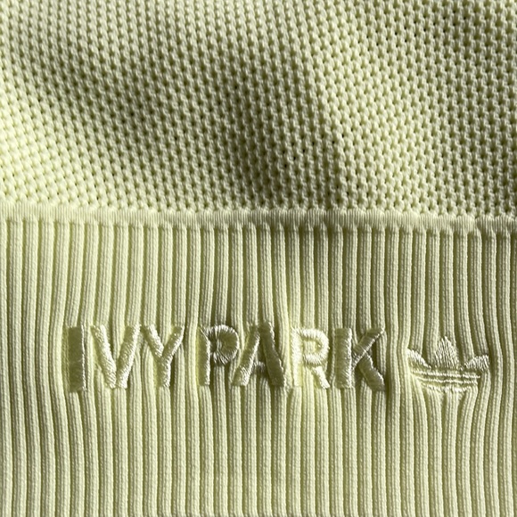 IVY PARK Crop Top NWT - Picture 2 of 7